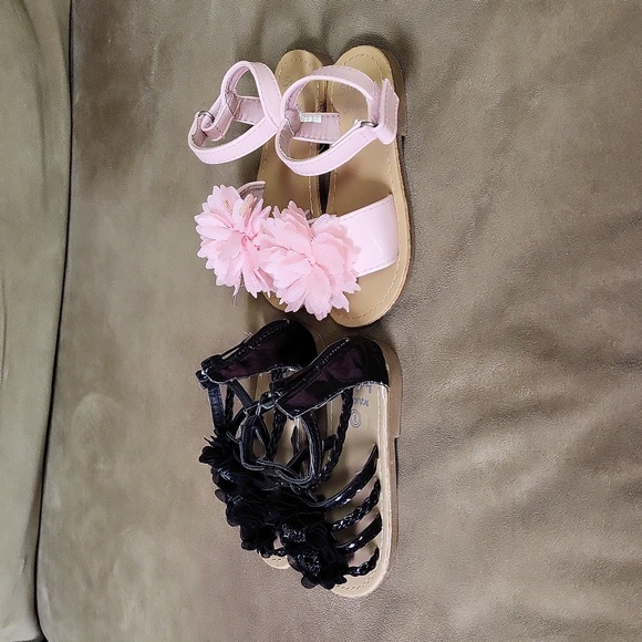 Sandels - Picture 2 of 2